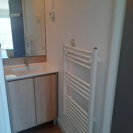 Piscine Proche Et Village Naturiste Apartment *