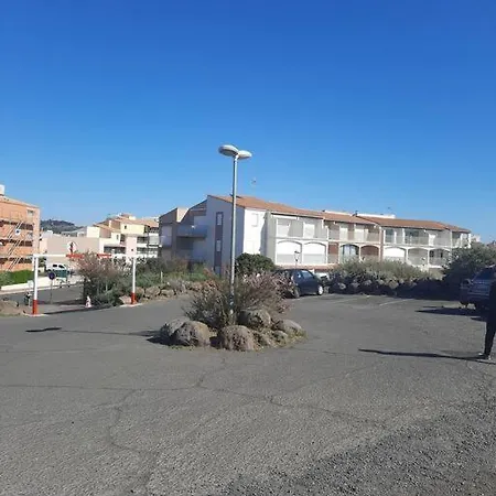 Apartment Piscine Proche Et Village Naturiste Agde